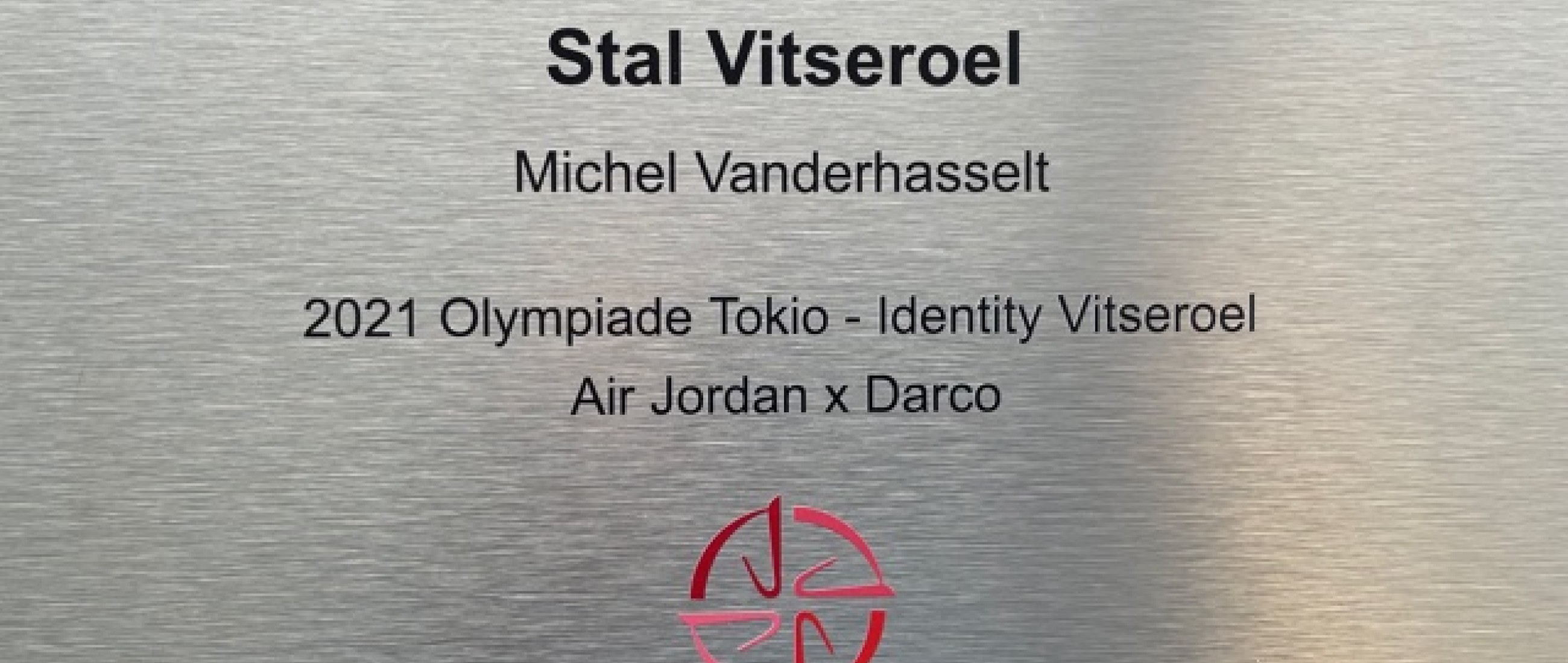 fier de recevoir cette plaque d'écurie olympique du studbook bwp merci Identity Vitseroel et BWP